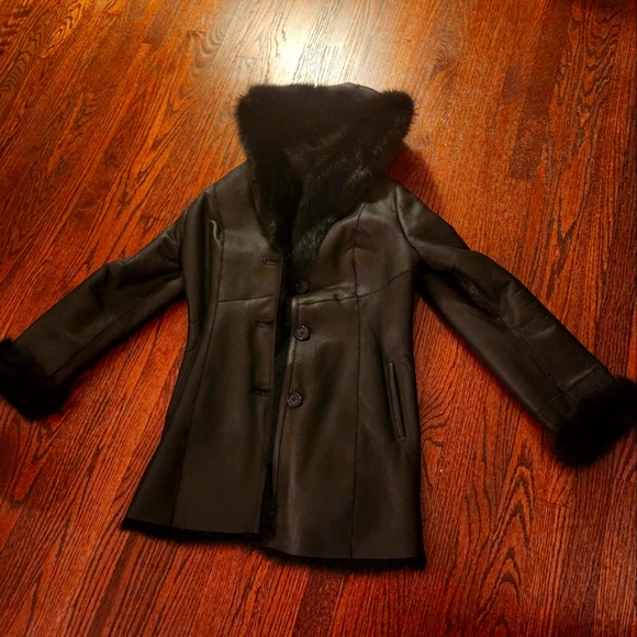 WOLFIE FURS Made For Generation Toscana Shearling CoatiT